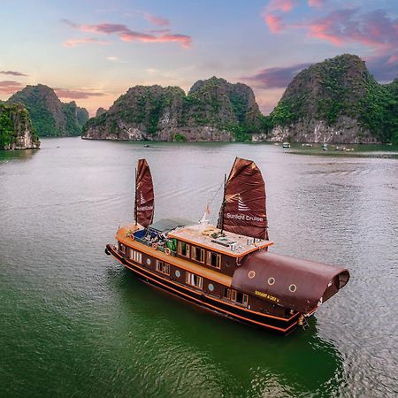Sunlight Boutique Cruise - Cat Ba Island Hotel Hạ Long Ngoại thất bức ảnh