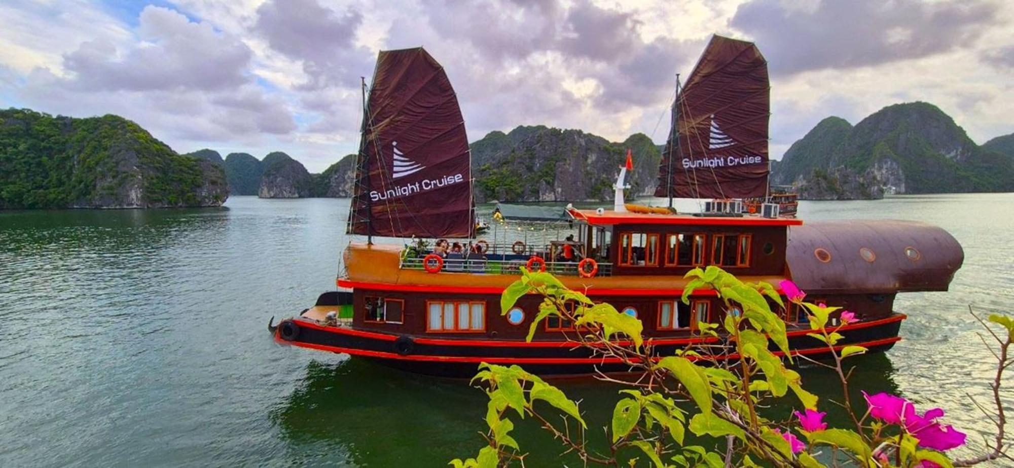 Sunlight Boutique Cruise - Cat Ba Island Hotel Hạ Long Ngoại thất bức ảnh