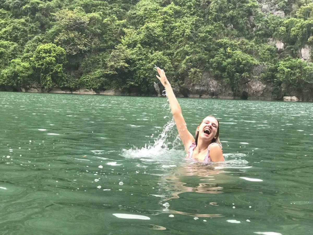 Sunlight Boutique Cruise - Cat Ba Island Hotel Hạ Long Ngoại thất bức ảnh